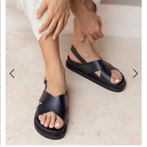 Liberte Capri chunky sandals size 39/8